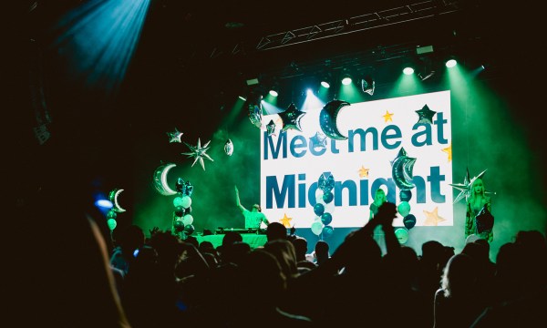 Thumbnail for Dancing across borders