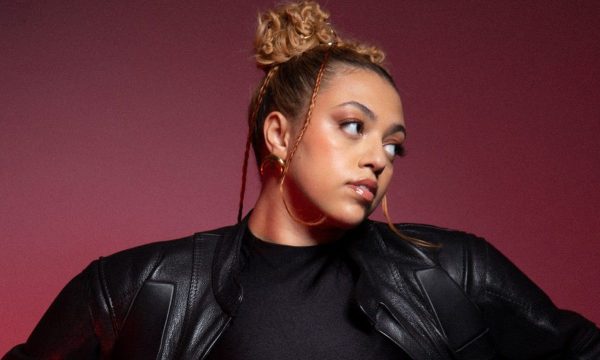 Thumbnail for UK singer songwriter Mahalia is coming for one show only