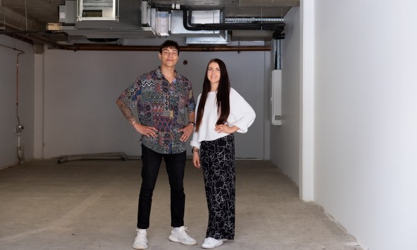Thumbnail for Cheekies Hot Chicken to open on Pirie Street