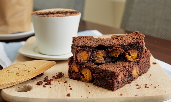 Thumbnail for Cooking with FruChocs: Make better brownies