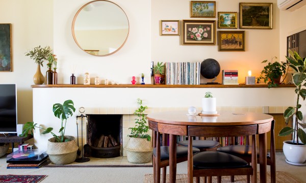 Thumbnail for Modernist in Melbourne Street