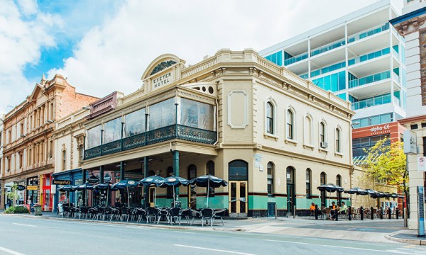 Thumbnail for ‘We will suffer’: Hospitality venues buckle under six-day lockdown