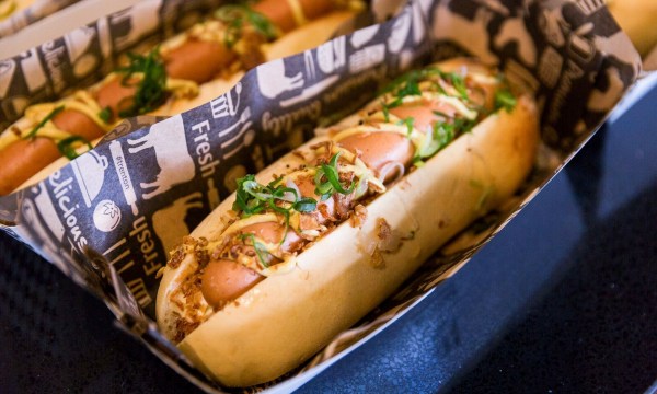 Thumbnail for Free hotdogs